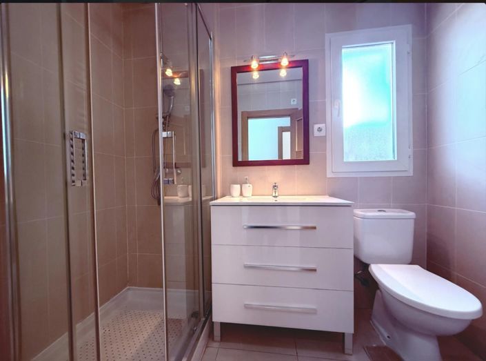 Image No.7-2 Bed Villa for sale