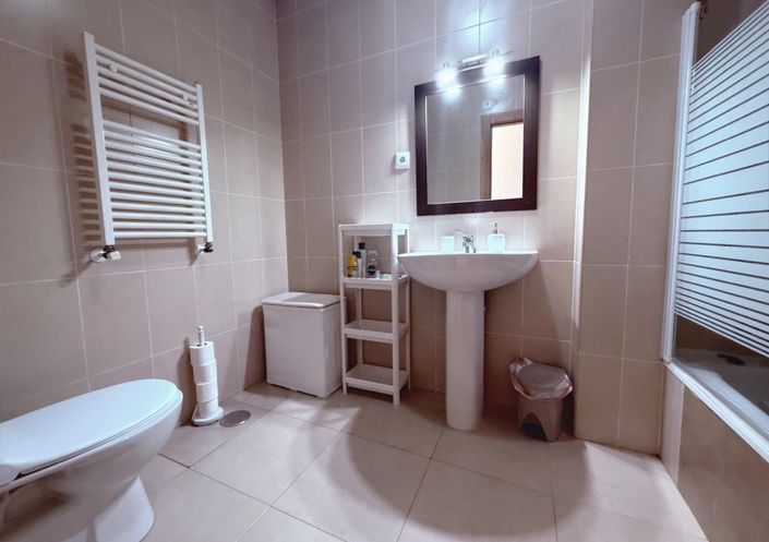 Image No.8-2 Bed Villa for sale