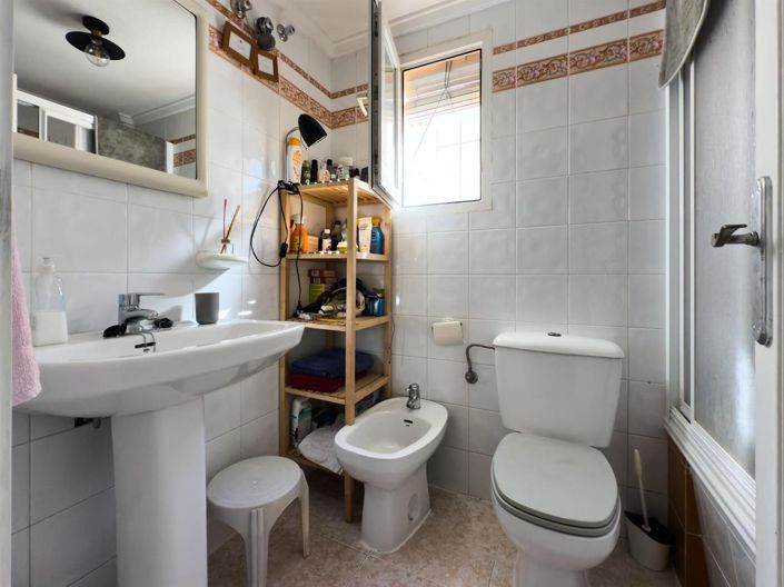 Image No.11-2 Bed Bungalow for sale