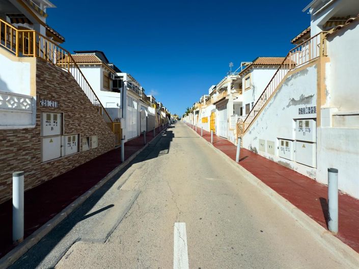 Image No.27-2 Bed Bungalow for sale