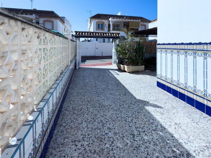 Image No.35-2 Bed Bungalow for sale