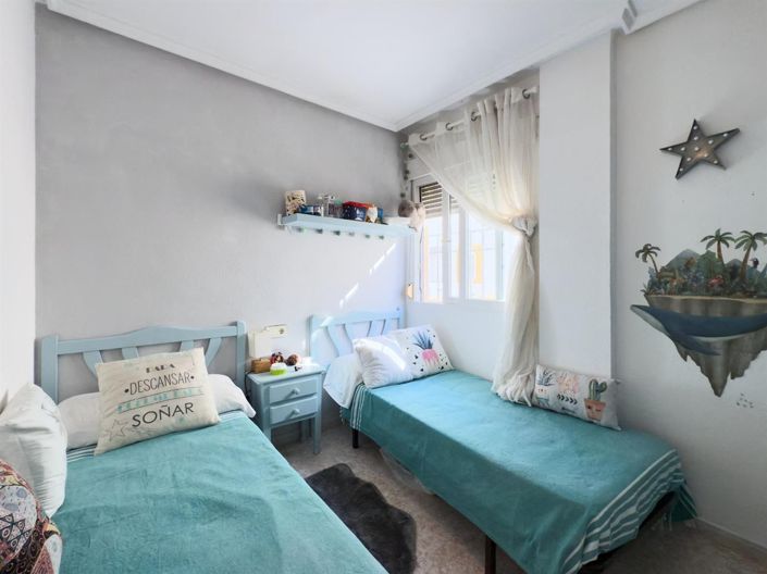 Image No.9-2 Bed Bungalow for sale