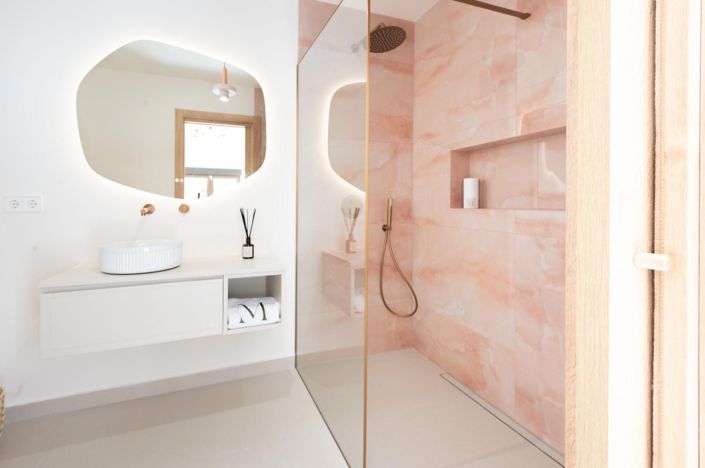 Image No.19-3 Bed Villa for sale