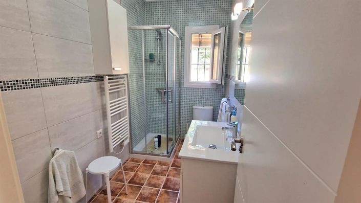 Image No.27-3 Bed Villa for sale