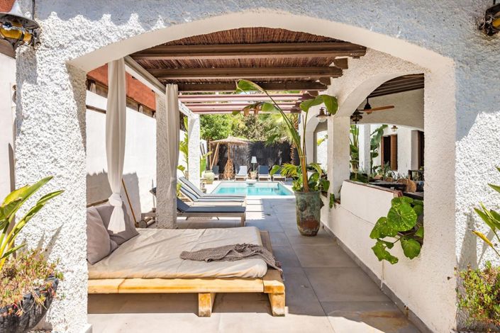 Image No.10-5 Bed Villa for sale