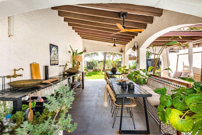 Image No.20-5 Bed Villa for sale