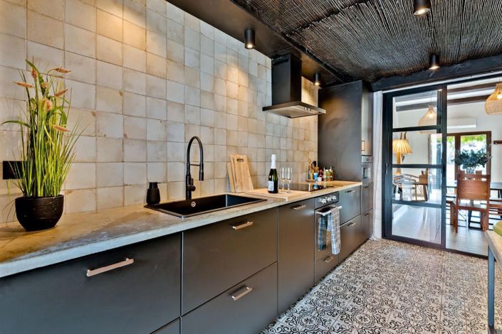 Image No.27-5 Bed Villa for sale