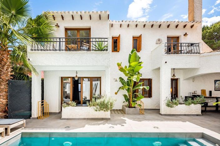 Image No.4-5 Bed Villa for sale