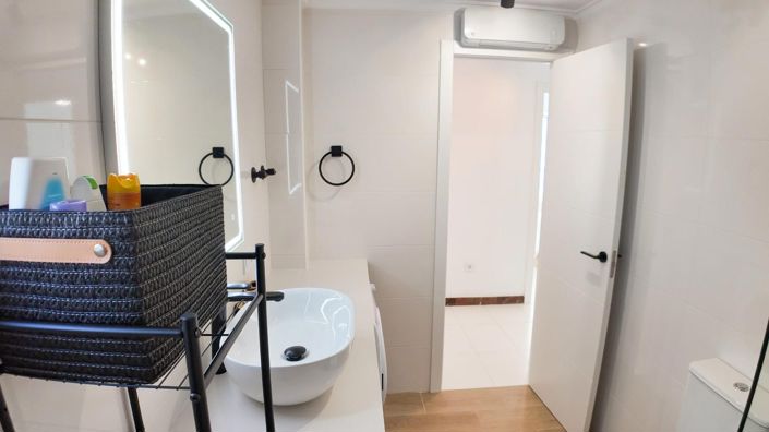 Image No.13-2 Bed Bungalow for sale