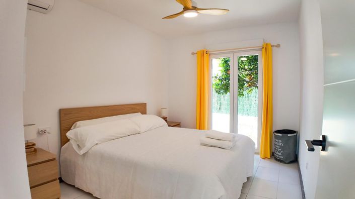 Image No.18-2 Bed Bungalow for sale