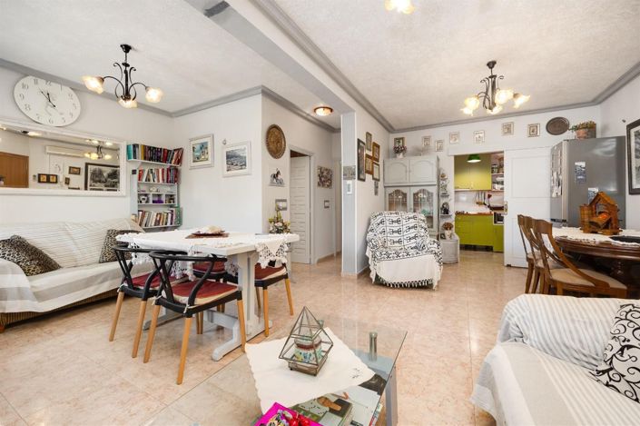 Image No.9-4 Bed Villa for sale