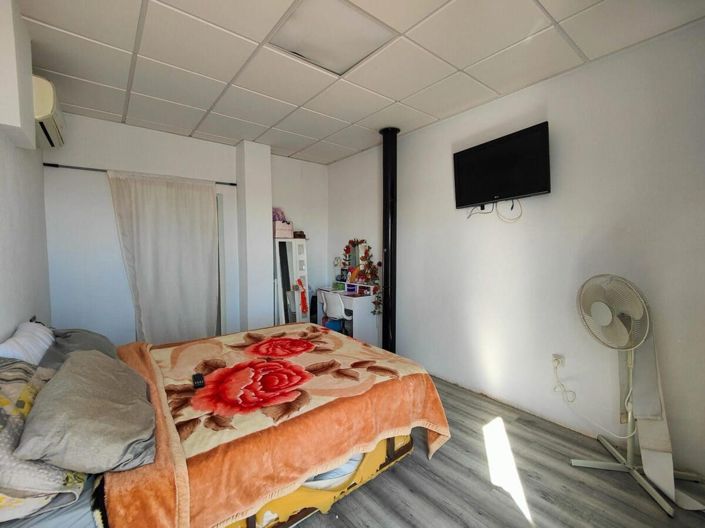 Image No.27-4 Bed House for sale