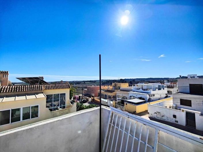 Image No.29-4 Bed House for sale