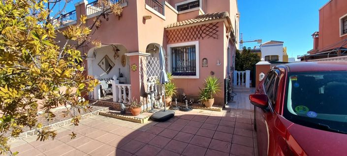 Image No.3-3 Bed House for sale