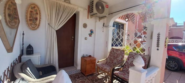 Image No.7-3 Bed House for sale