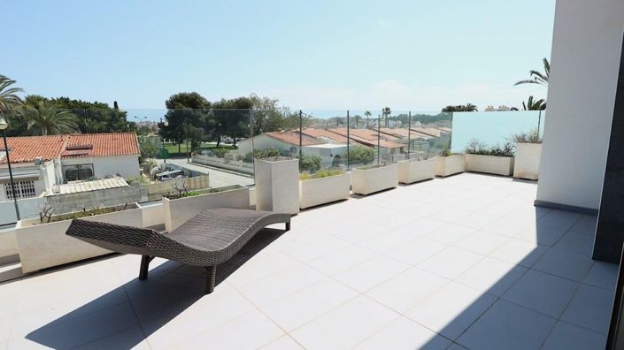 Image No.27-3 Bed Villa for sale