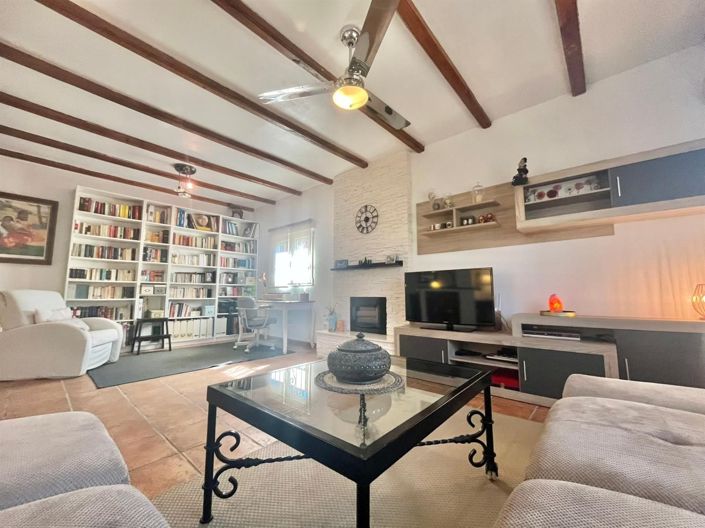 Image No.21-3 Bed Villa for sale