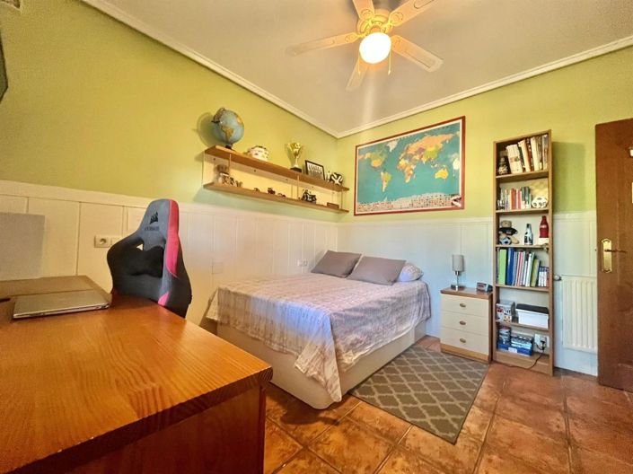 Image No.31-3 Bed Villa for sale