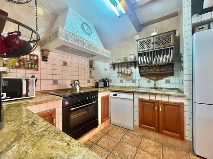 Image No.37-3 Bed Villa for sale