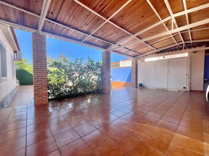 Image No.8-3 Bed Villa for sale