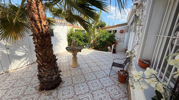 Image No.19-3 Bed Villa for sale