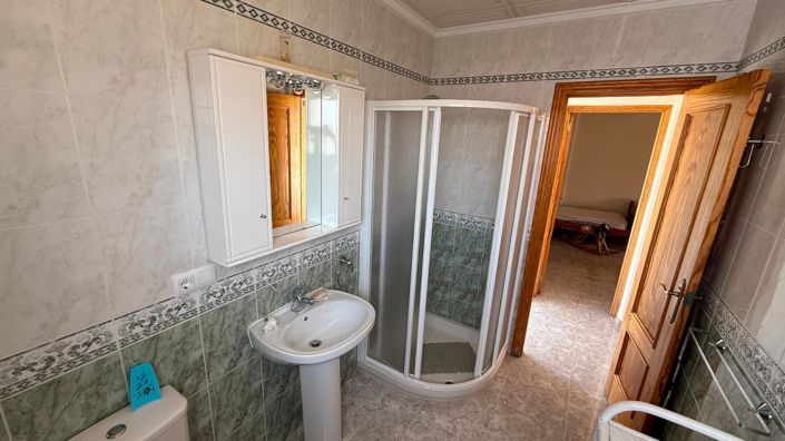 Image No.32-3 Bed Villa for sale