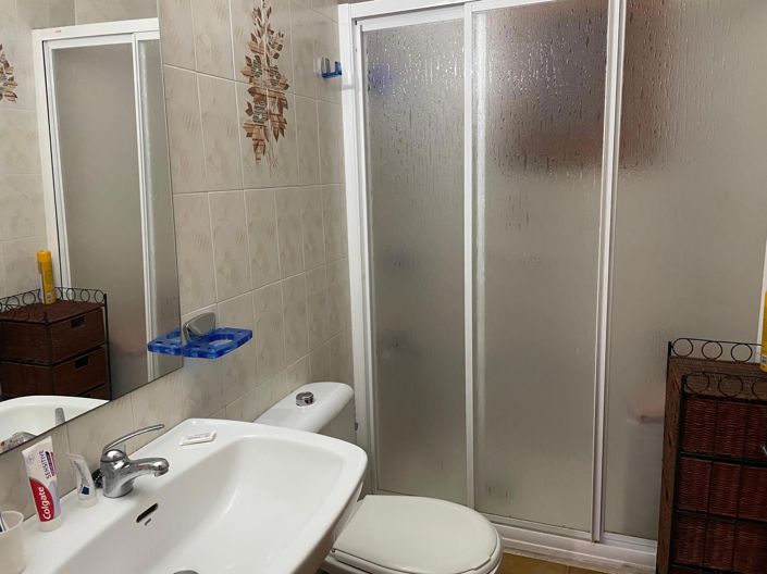 Image No.14-6 Bed House for sale