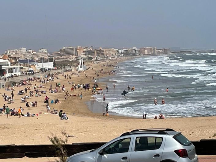 Image No.15-6 Bed House for sale