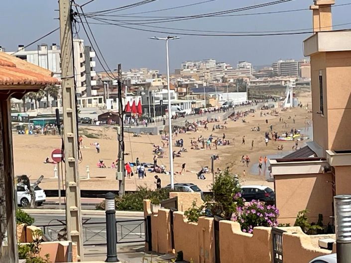 Image No.18-6 Bed House for sale