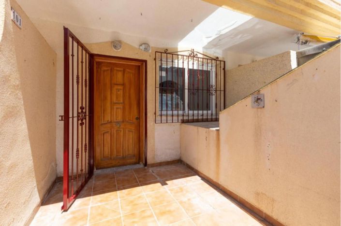 Image No.4-3 Bed House for sale