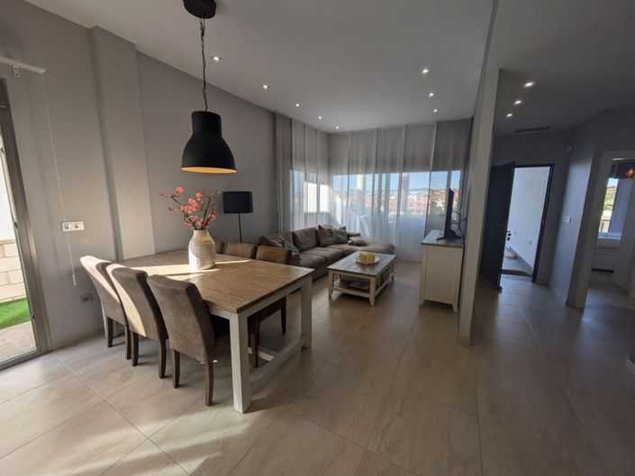 Image No.12-3 Bed Villa for sale