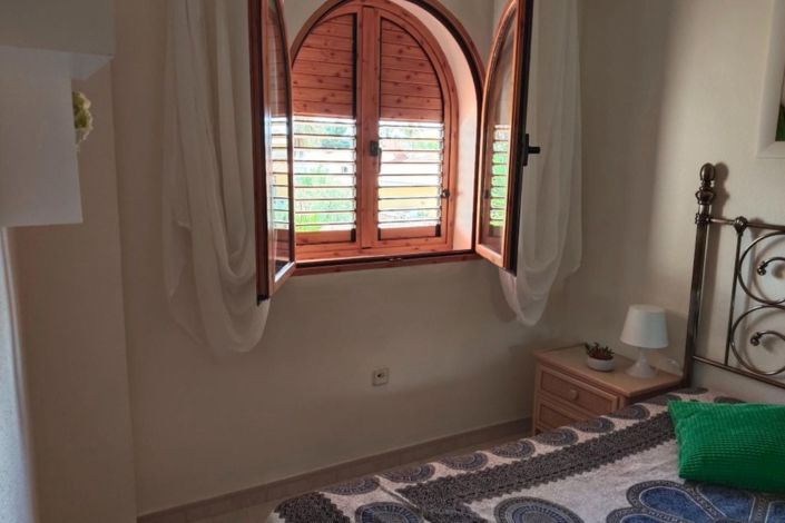 Image No.9-2 Bed Bungalow for sale