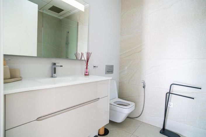 Image No.31-4 Bed Villa for sale