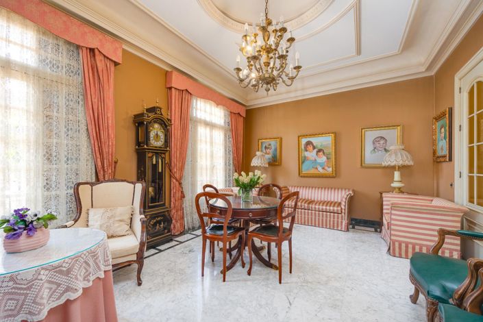 Image No.22-12 Bed Villa for sale