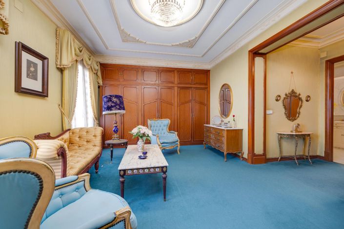 Image No.45-12 Bed Villa for sale