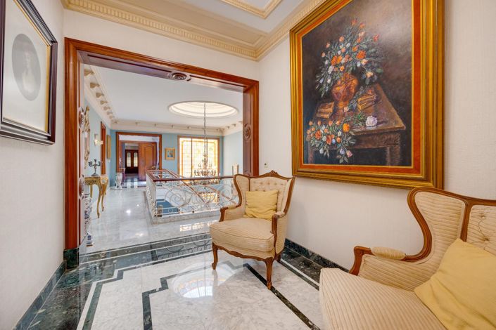 Image No.46-12 Bed Villa for sale