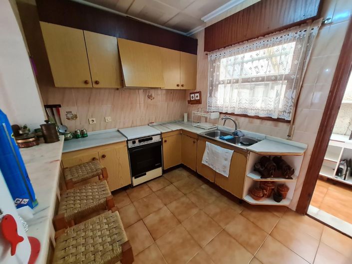 Image No.11-2 Bed House for sale