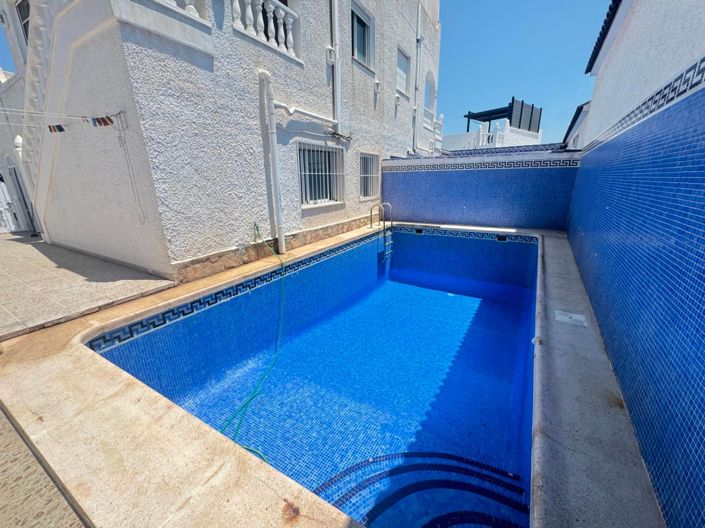 Image No.29-3 Bed House for sale