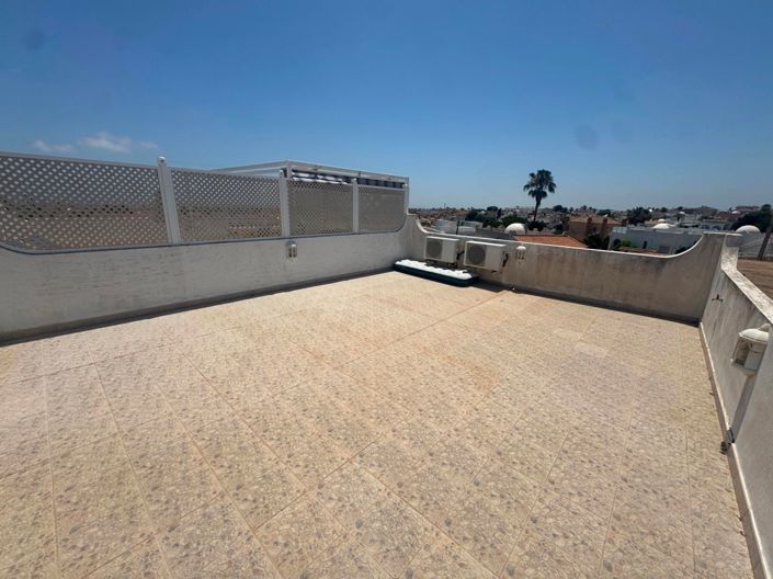 Image No.34-3 Bed House for sale