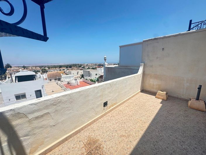 Image No.35-3 Bed House for sale