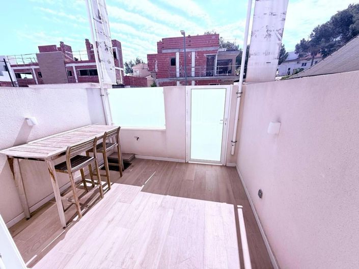 Image No.2-3 Bed House for sale