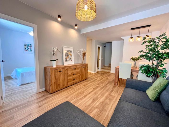 Image No.13-3 Bed House for sale