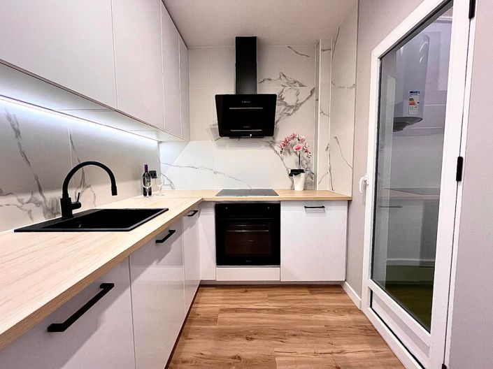 Image No.17-3 Bed House for sale