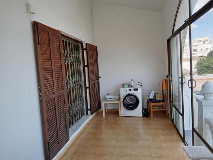 Image No.7-2 Bed House for sale