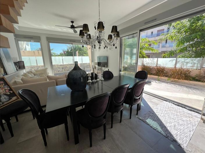 Image No.5-3 Bed Villa for sale