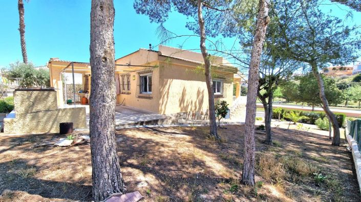 Image No.28-3 Bed Villa for sale