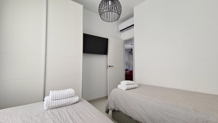 Image No.7-2 Bed Bungalow for sale