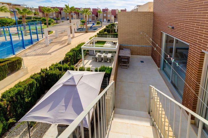 Image No.24-3 Bed House for sale