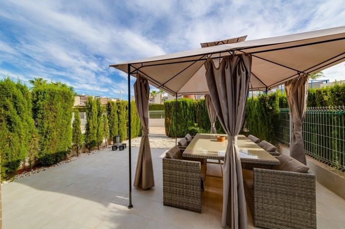 Image No.3-3 Bed House for sale