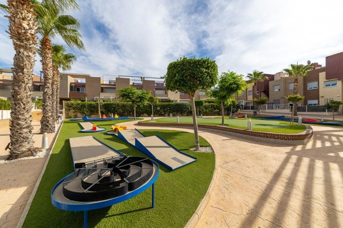 Image No.37-3 Bed House for sale